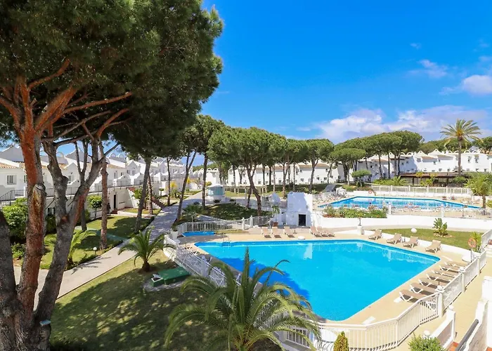 Townhouse With Pool View - Reserva De Будинок відпочинку *