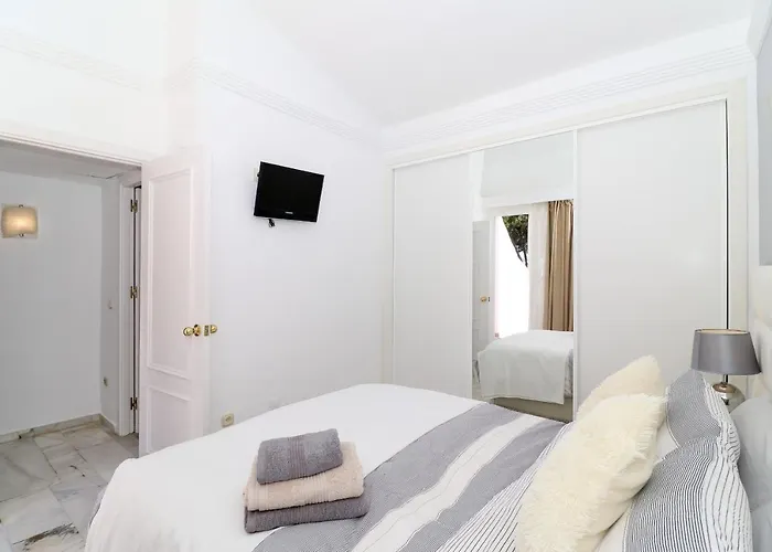 Townhouse With Pool View - Reserva De Marbella