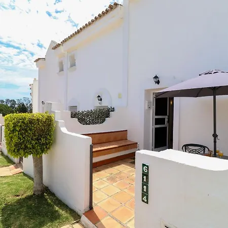 Townhouse With Pool View - Reserva De