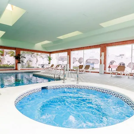 Townhouse With Pool View - Reserva De *