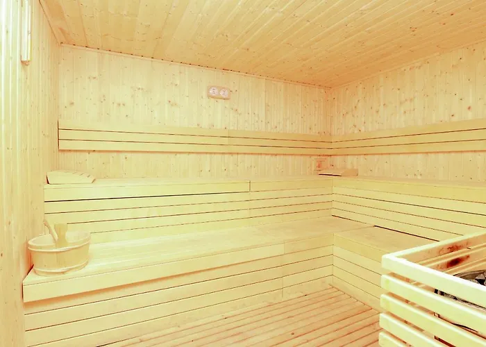 Дом отдыха Townhouse With Pool View - Reserva De