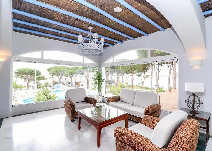 Townhouse With Pool View - Reserva De Nyaraló *
